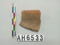 藏品(褐色夾砂陶口緣)的圖片